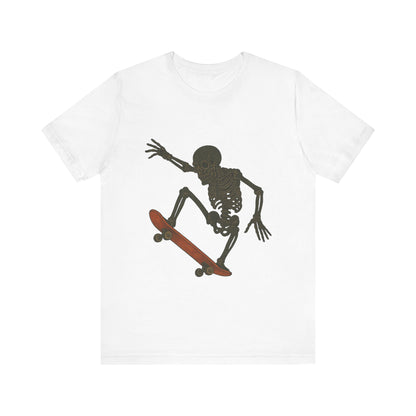 Skater Skeleton Graphic Tee for Adults - Vintage-Style Skeleton Skateboarding Shirt - Edgy Streetwear T-Shirt for Skaters and Art Lovers