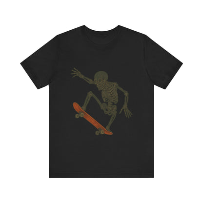 Skater Skeleton Graphic Tee for Adults - Vintage-Style Skeleton Skateboarding Shirt - Edgy Streetwear T-Shirt for Skaters and Art Lovers