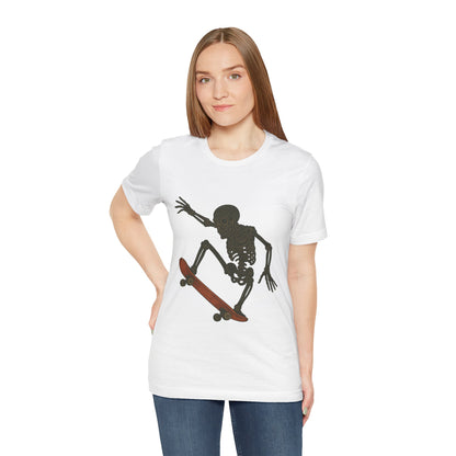 Skater Skeleton Graphic Tee for Adults - Vintage-Style Skeleton Skateboarding Shirt - Edgy Streetwear T-Shirt for Skaters and Art Lovers